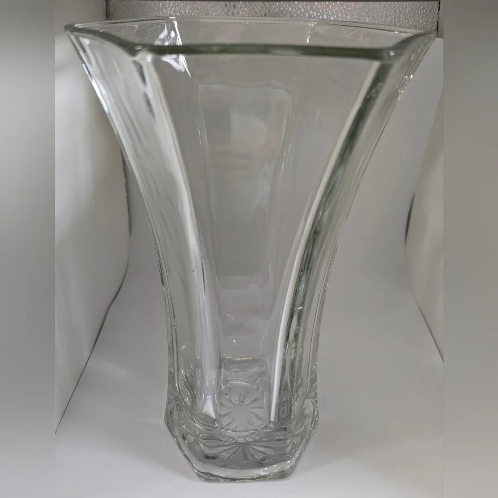 Vintage Hoosier Glass Vase Large Heavy Hexagon Opening 4041 EUC 10